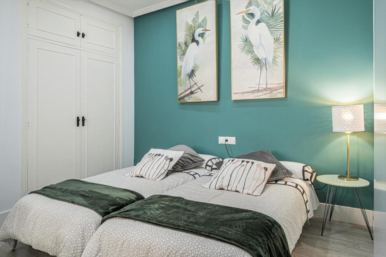 Deluxe Rue Boheme Apartment Plasencia Bagian luar foto