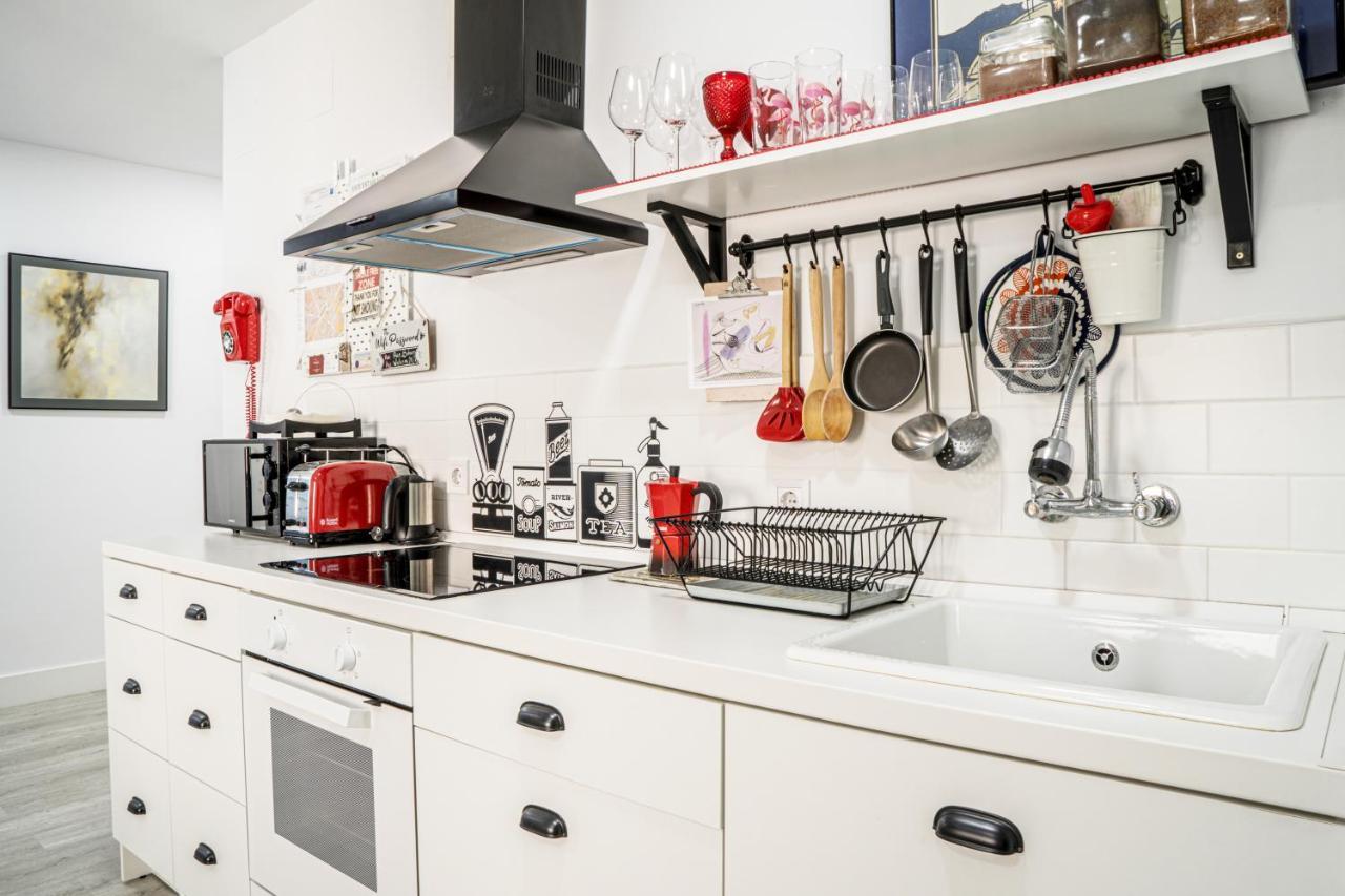 Deluxe Rue Boheme Apartment Plasencia Bagian luar foto